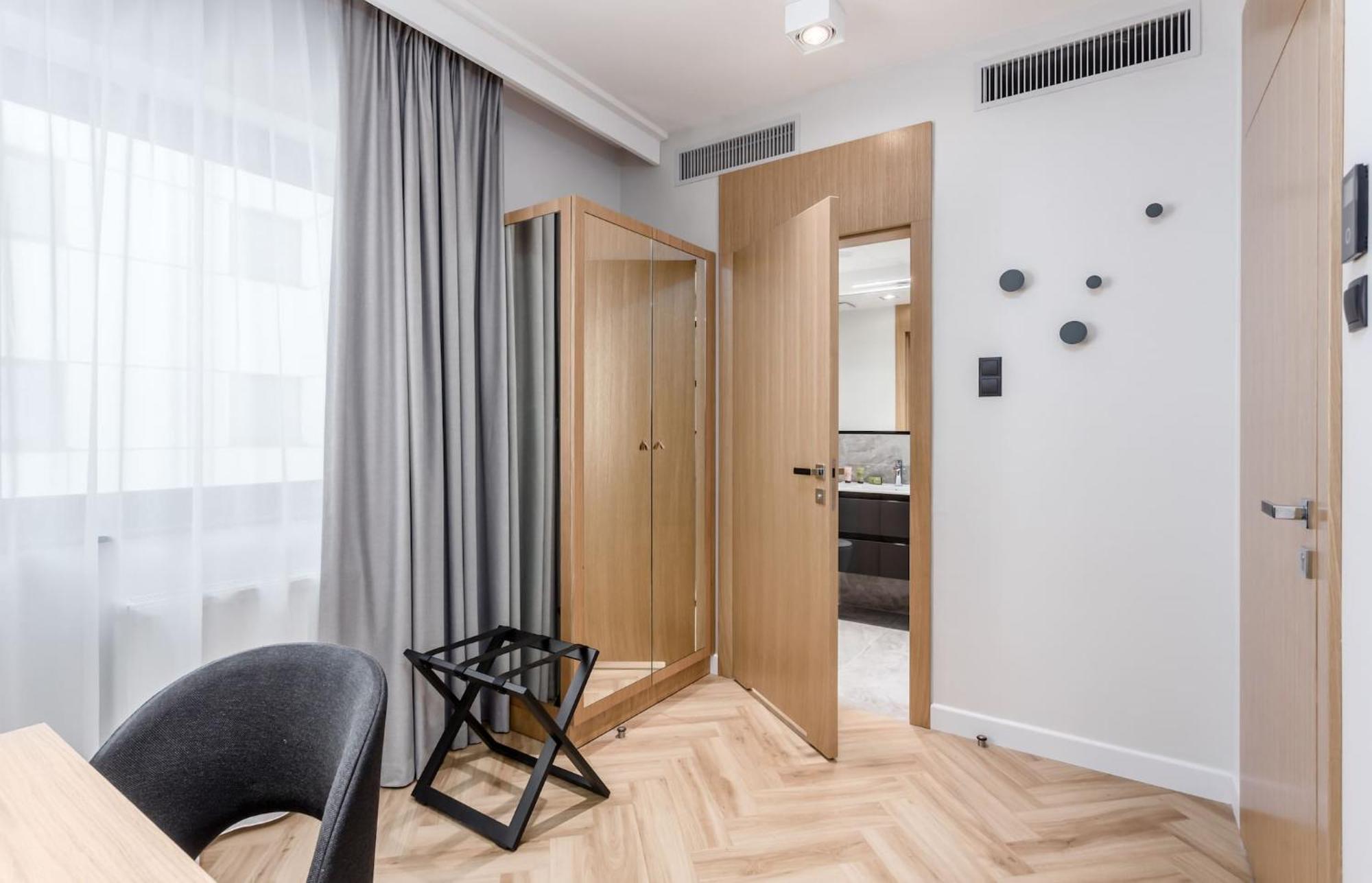 Deo Plaza - Apartamenty W Sercu Gdanska By Rent Like Home Kültér fotó
